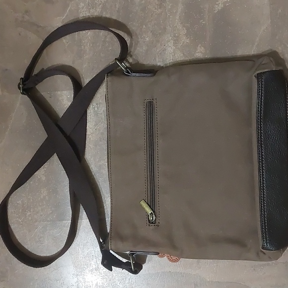 Chala Fox Deluxe Brown Adjustable Strap Messenger Bag - Picture 3 of 6